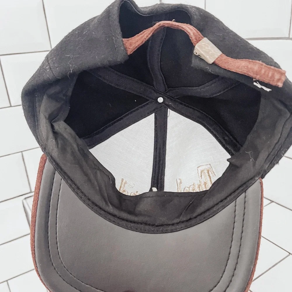 Timberlake Leather Cap - Picture 2 of 2
